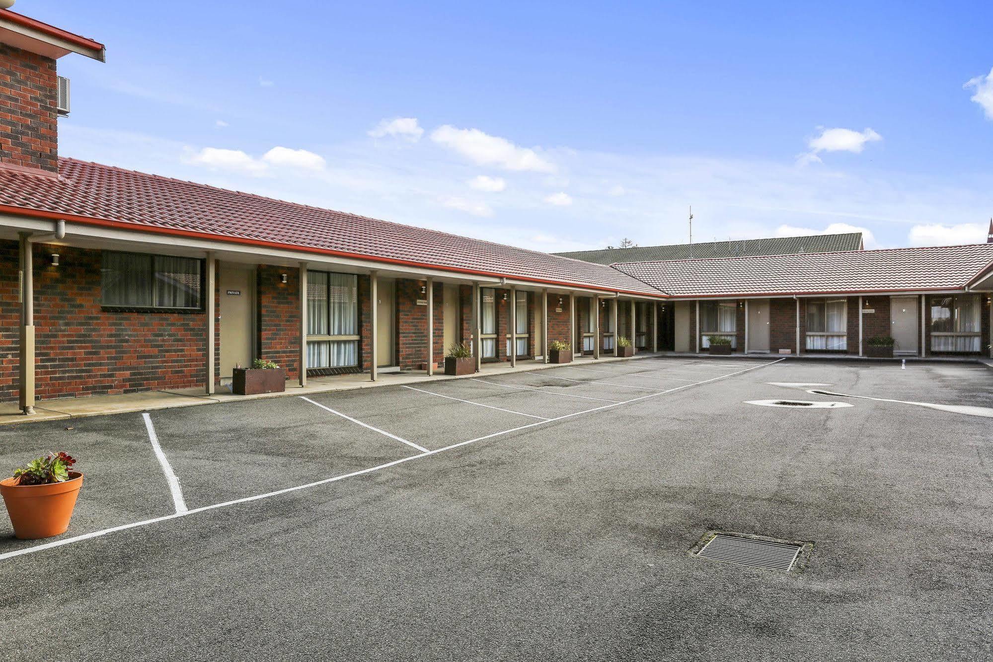 Elm Tree Motel Warrnambool Exterior foto